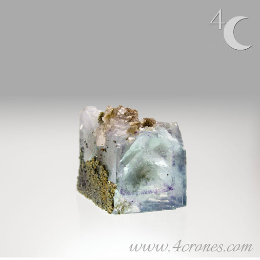 Yaogangxian  fluorite is cherished for its exceptional quality and crisp beauty with stunning water-like cubic crystals and purple-blue phantoms that create a mesmerizing effect.  www.4crones.com